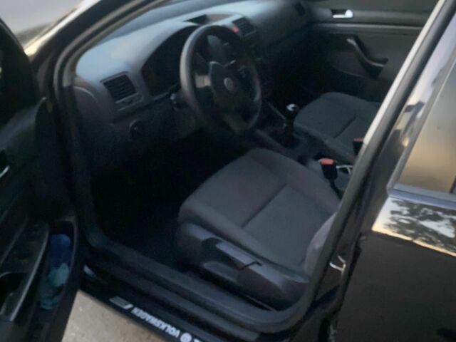 Фольксваген Гольф 2004 в Гайвороне на Automoto.ua Черный Фольксваген Гольф, объемом двигателя 1.6 л и пробегом 215 тыс. км за 5600 $, фото 6 на Automoto.ua