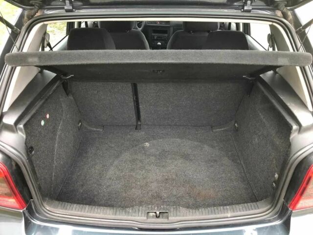 Черный Фольксваген Гольф, объемом двигателя 1.9 л и пробегом 250 тыс. км за 1700 $, фото 9 на Automoto.ua