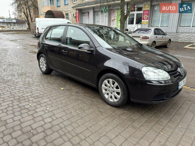 Чорний Фольксваген Гольф, об'ємом двигуна 1.4 л та пробігом 256 тис. км за 5800 $, фото 3 на Automoto.ua