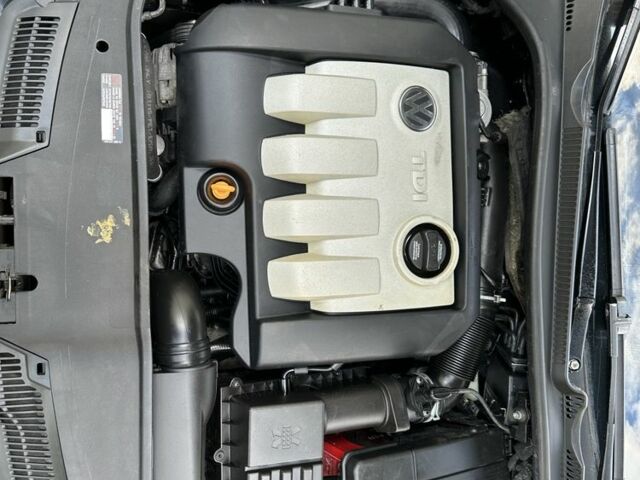 Фольксваген Гольф 2005 в Немирове на Automoto.ua Черный Фольксваген Гольф, объемом двигателя 1.9 л и пробегом 350 тыс. км за 5450 $, фото 15 на Automoto.ua