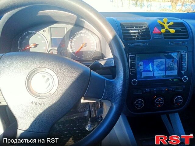 Чорний Фольксваген Гольф, об'ємом двигуна 16 л та пробігом 246 тис. км за 6399 $, фото 6 на Automoto.ua