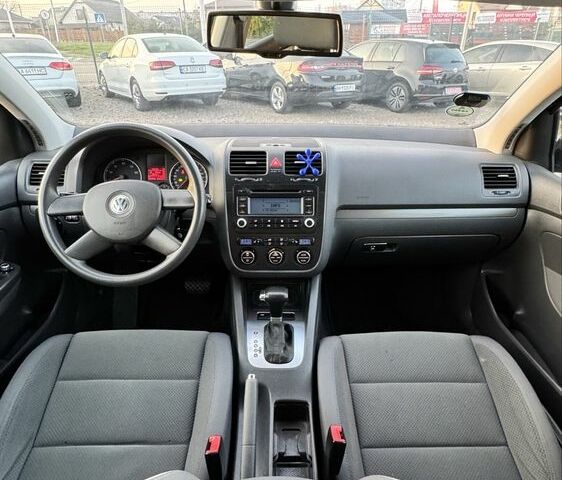 Чорний Фольксваген Гольф, об'ємом двигуна 1.6 л та пробігом 137 тис. км за 7000 $, фото 15 на Automoto.ua