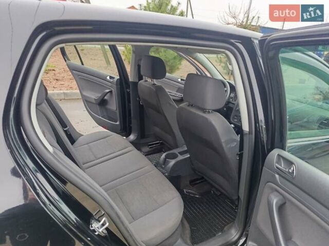 Чорний Фольксваген Гольф, об'ємом двигуна 1.4 л та пробігом 257 тис. км за 4800 $, фото 14 на Automoto.ua