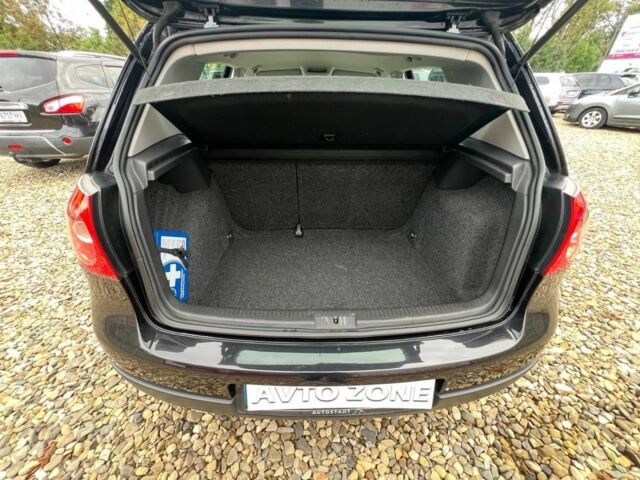 Черный Фольксваген Гольф, объемом двигателя 1.6 л и пробегом 191 тыс. км за 5499 $, фото 19 на Automoto.ua