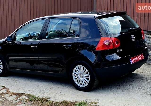 Чорний Фольксваген Гольф, об'ємом двигуна 1.6 л та пробігом 221 тис. км за 7399 $, фото 28 на Automoto.ua