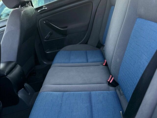 Чорний Фольксваген Гольф, об'ємом двигуна 0 л та пробігом 249 тис. км за 4999 $, фото 7 на Automoto.ua