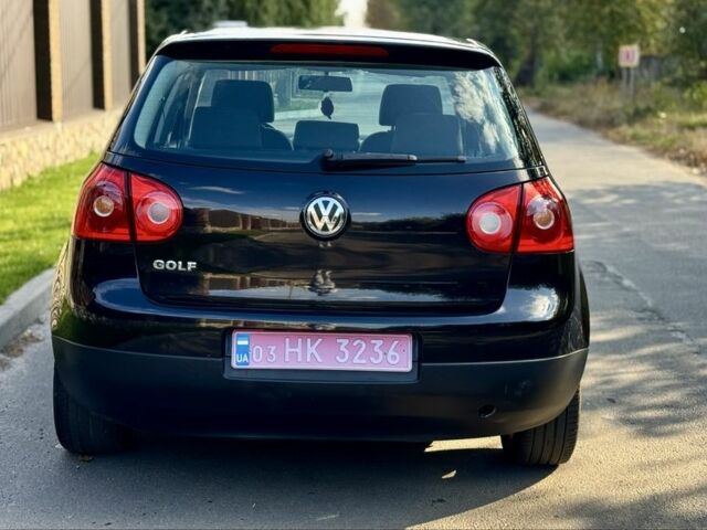 Черный Фольксваген Гольф, объемом двигателя 1.6 л и пробегом 215 тыс. км за 6500 $, фото 2 на Automoto.ua