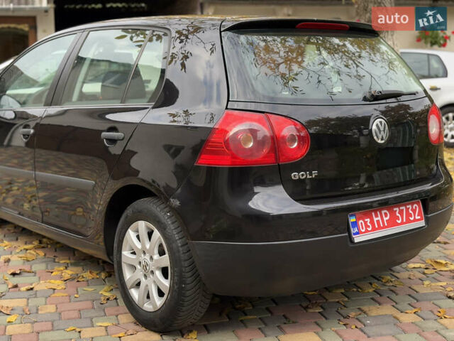 Черный Фольксваген Гольф, объемом двигателя 1.4 л и пробегом 270 тыс. км за 5049 $, фото 7 на Automoto.ua