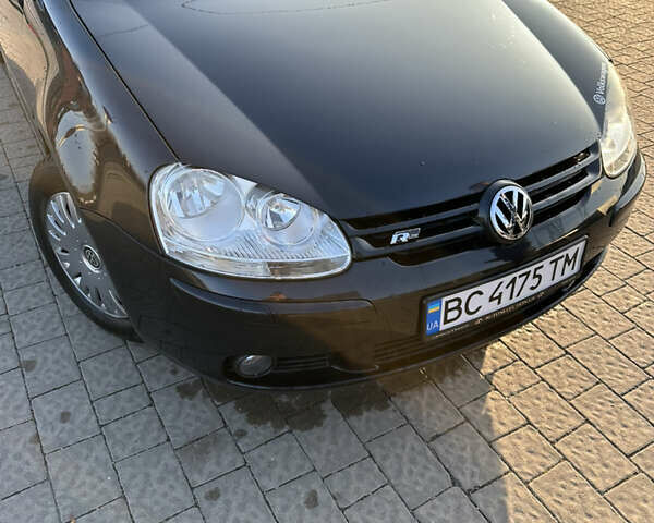 Черный Фольксваген Гольф, объемом двигателя 1.6 л и пробегом 192 тыс. км за 6000 $, фото 4 на Automoto.ua