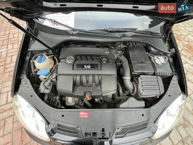 Чорний Фольксваген Гольф, об'ємом двигуна 1.6 л та пробігом 249 тис. км за 5500 $, фото 25 на Automoto.ua