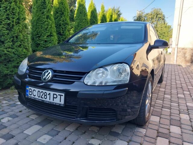 Черный Фольксваген Гольф, объемом двигателя 1.6 л и пробегом 223 тыс. км за 6400 $, фото 1 на Automoto.ua