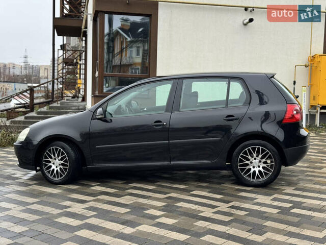 Черный Фольксваген Гольф, объемом двигателя 1.4 л и пробегом 197 тыс. км за 5500 $, фото 11 на Automoto.ua
