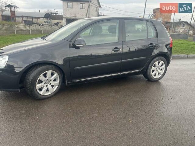Черный Фольксваген Гольф, объемом двигателя 1.4 л и пробегом 225 тыс. км за 4500 $, фото 20 на Automoto.ua