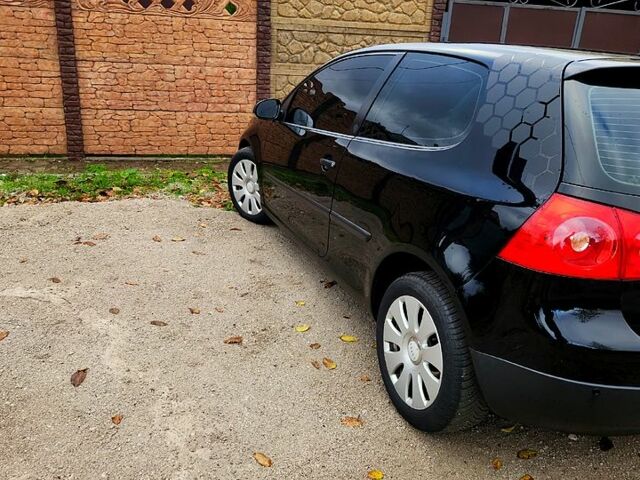 Чорний Фольксваген Гольф, об'ємом двигуна 1.4 л та пробігом 290 тис. км за 3999 $, фото 3 на Automoto.ua