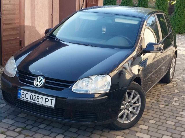 Черный Фольксваген Гольф, объемом двигателя 1.6 л и пробегом 223 тыс. км за 6400 $, фото 4 на Automoto.ua