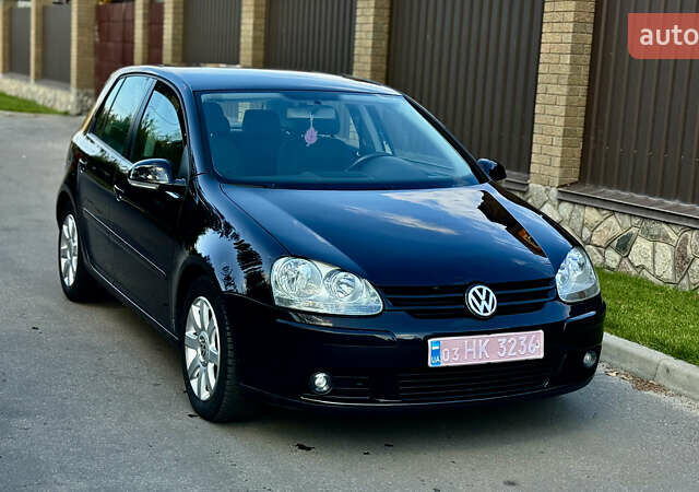 Черный Фольксваген Гольф, объемом двигателя 1.6 л и пробегом 215 тыс. км за 6500 $, фото 9 на Automoto.ua