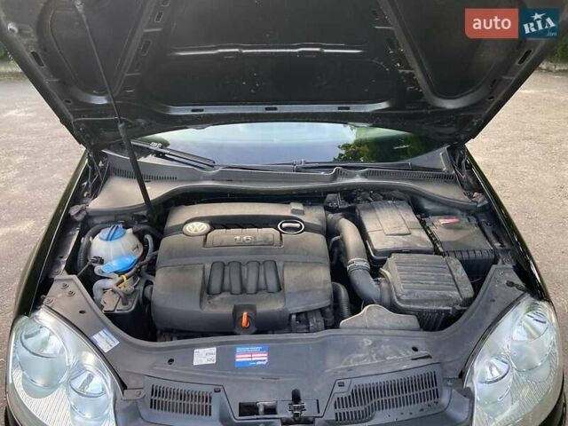 Чорний Фольксваген Гольф, об'ємом двигуна 1.6 л та пробігом 233 тис. км за 4950 $, фото 10 на Automoto.ua