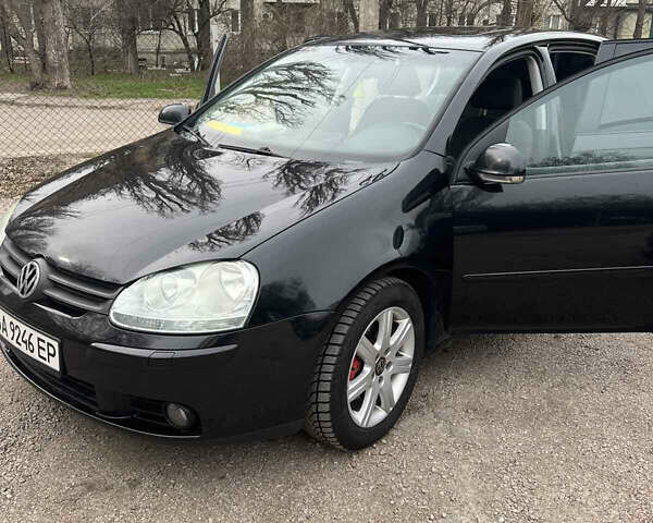 Чорний Фольксваген Гольф, об'ємом двигуна 2 л та пробігом 251 тис. км за 6700 $, фото 4 на Automoto.ua