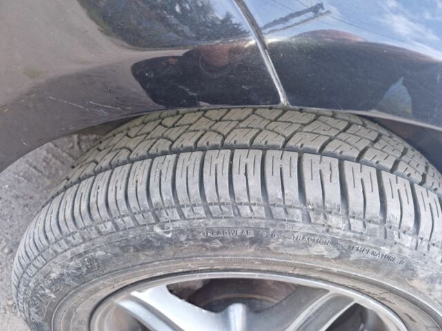 Черный Фольксваген Гольф, объемом двигателя 1.4 л и пробегом 217 тыс. км за 5400 $, фото 7 на Automoto.ua