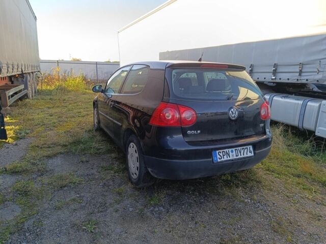 Чорний Фольксваген Гольф, об'ємом двигуна 1 л та пробігом 324 тис. км за 1600 $, фото 7 на Automoto.ua