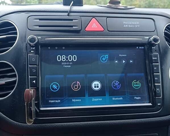 Фольксваген Гольф 2005 в Гниване на Automoto.ua Черный Фольксваген Гольф, объемом двигателя 1.6 л и пробегом 247 тыс. км за 5500 $, фото 2 на Automoto.ua