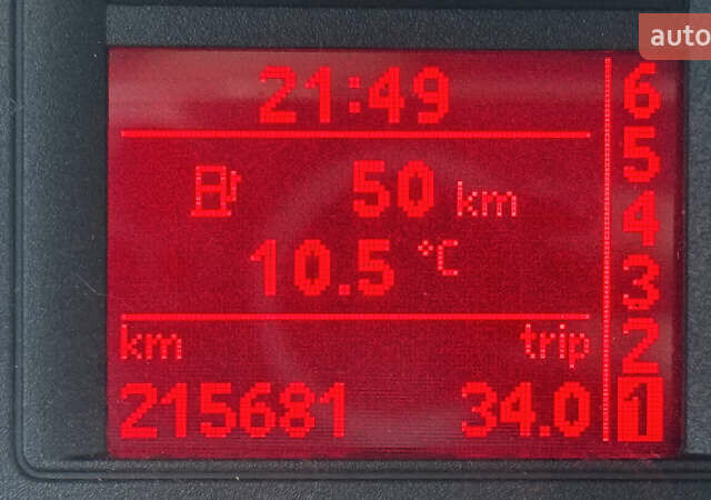 Черный Фольксваген Гольф, объемом двигателя 1.6 л и пробегом 215 тыс. км за 6500 $, фото 21 на Automoto.ua