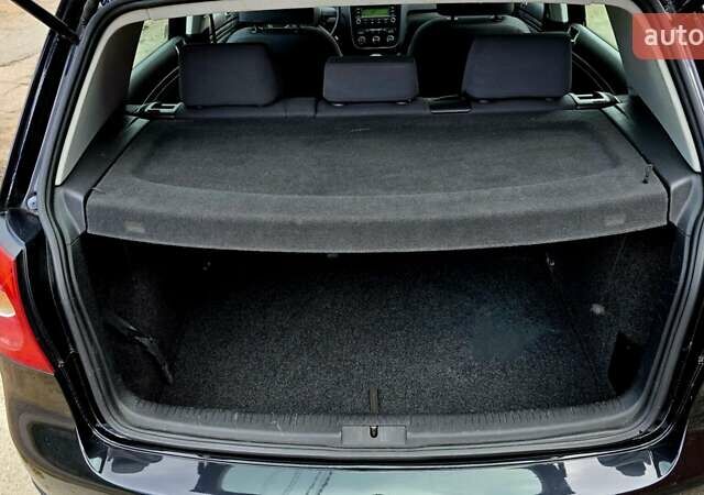 Чорний Фольксваген Гольф, об'ємом двигуна 1.6 л та пробігом 221 тис. км за 7399 $, фото 55 на Automoto.ua