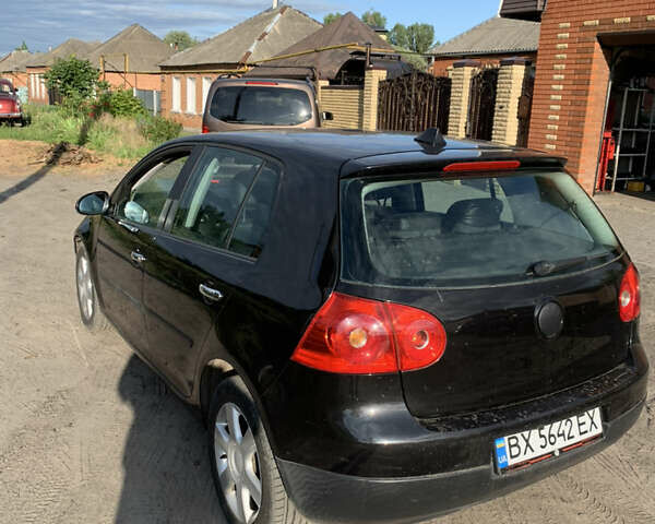 Черный Фольксваген Гольф, объемом двигателя 1.6 л и пробегом 297 тыс. км за 4900 $, фото 5 на Automoto.ua