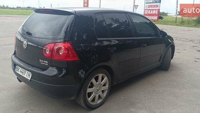 Чорний Фольксваген Гольф, об'ємом двигуна 2 л та пробігом 273 тис. км за 5400 $, фото 5 на Automoto.ua