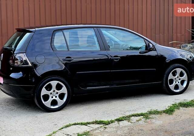 Черный Фольксваген Гольф, объемом двигателя 1.6 л и пробегом 210 тыс. км за 7299 $, фото 17 на Automoto.ua