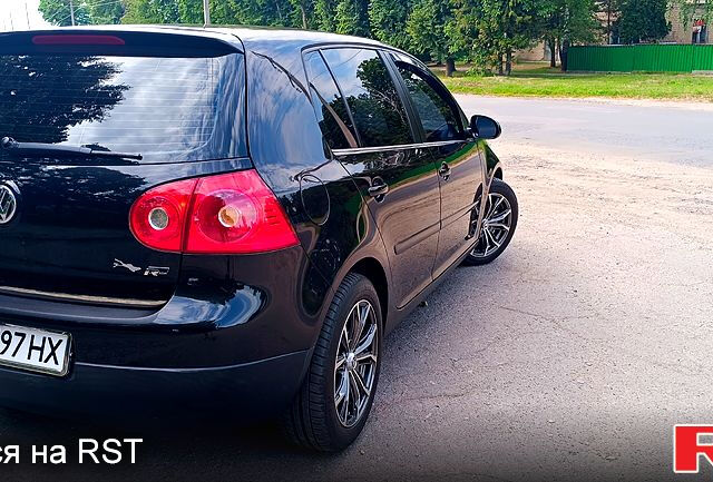 Черный Фольксваген Гольф, объемом двигателя 1.4 л и пробегом 309 тыс. км за 6500 $, фото 4 на Automoto.ua