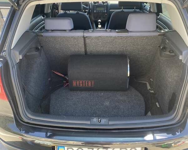 Чорний Фольксваген Гольф, об'ємом двигуна 1.6 л та пробігом 260 тис. км за 6000 $, фото 8 на Automoto.ua