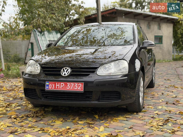 Черный Фольксваген Гольф, объемом двигателя 1.4 л и пробегом 270 тыс. км за 5049 $, фото 11 на Automoto.ua