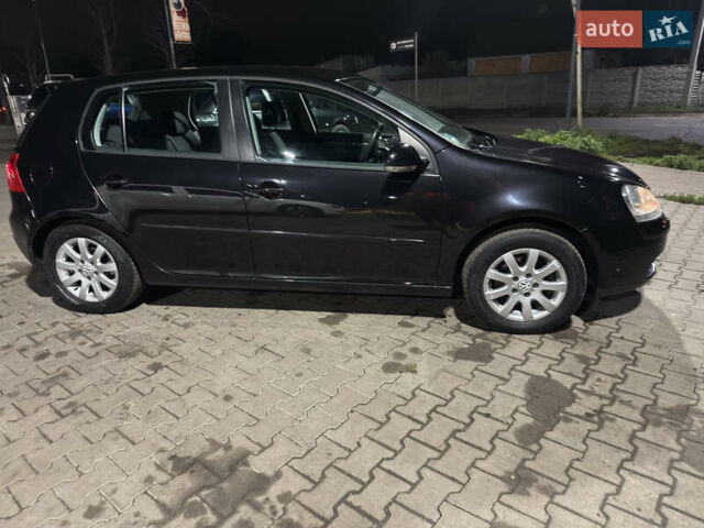 Чорний Фольксваген Гольф, об'ємом двигуна 1.4 л та пробігом 256 тис. км за 5800 $, фото 19 на Automoto.ua