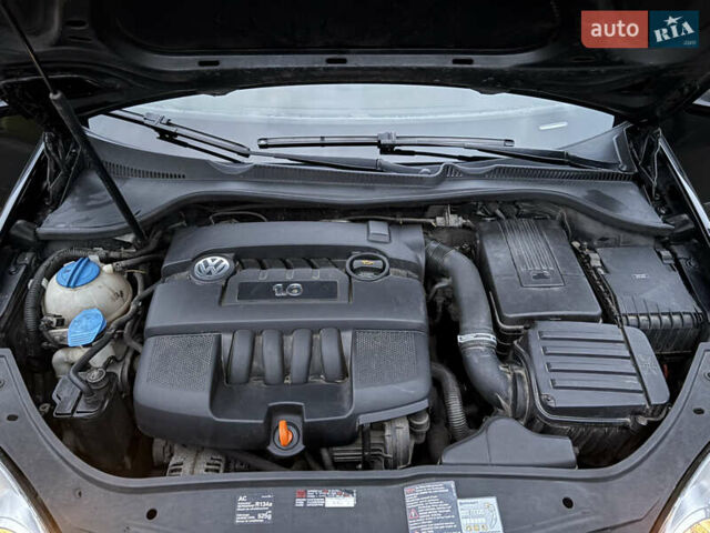 Чорний Фольксваген Гольф, об'ємом двигуна 1.6 л та пробігом 217 тис. км за 6000 $, фото 20 на Automoto.ua