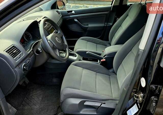 Чорний Фольксваген Гольф, об'ємом двигуна 1.6 л та пробігом 221 тис. км за 7399 $, фото 39 на Automoto.ua