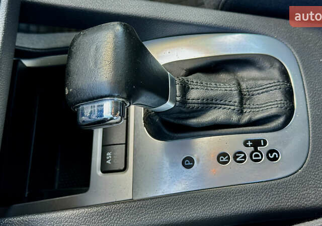 Черный Фольксваген Гольф, объемом двигателя 1.6 л и пробегом 215 тыс. км за 6500 $, фото 17 на Automoto.ua