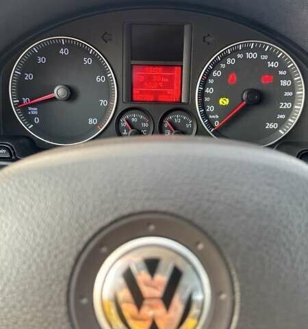 Черный Фольксваген Гольф, объемом двигателя 1.6 л и пробегом 137 тыс. км за 7000 $, фото 17 на Automoto.ua