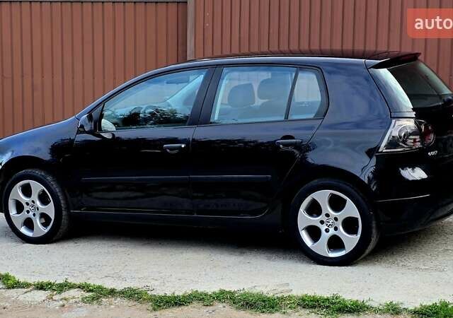 Черный Фольксваген Гольф, объемом двигателя 1.6 л и пробегом 210 тыс. км за 7299 $, фото 27 на Automoto.ua