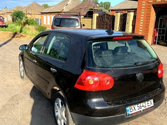 Черный Фольксваген Гольф, объемом двигателя 1.6 л и пробегом 294 тыс. км за 5200 $, фото 5 на Automoto.ua