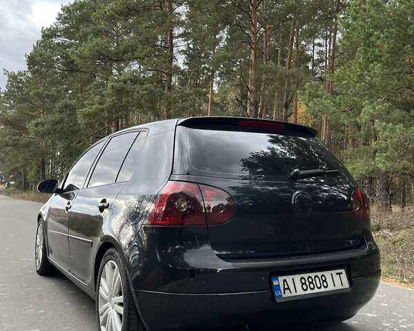 Черный Фольксваген Гольф, объемом двигателя 2 л и пробегом 330 тыс. км за 5700 $, фото 3 на Automoto.ua