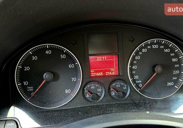Чорний Фольксваген Гольф, об'ємом двигуна 1.6 л та пробігом 221 тис. км за 7399 $, фото 44 на Automoto.ua