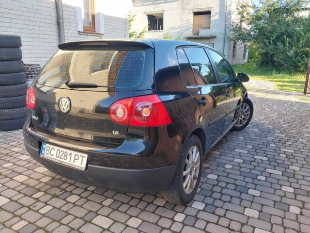 Черный Фольксваген Гольф, объемом двигателя 1.6 л и пробегом 223 тыс. км за 6400 $, фото 19 на Automoto.ua