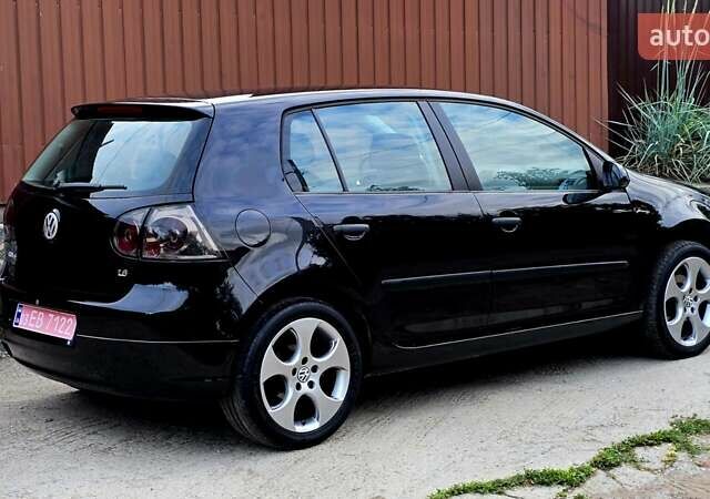 Черный Фольксваген Гольф, объемом двигателя 1.6 л и пробегом 210 тыс. км за 7299 $, фото 18 на Automoto.ua