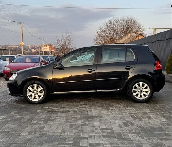 Чорний Фольксваген Гольф, об'ємом двигуна 1.6 л та пробігом 137 тис. км за 7000 $, фото 7 на Automoto.ua