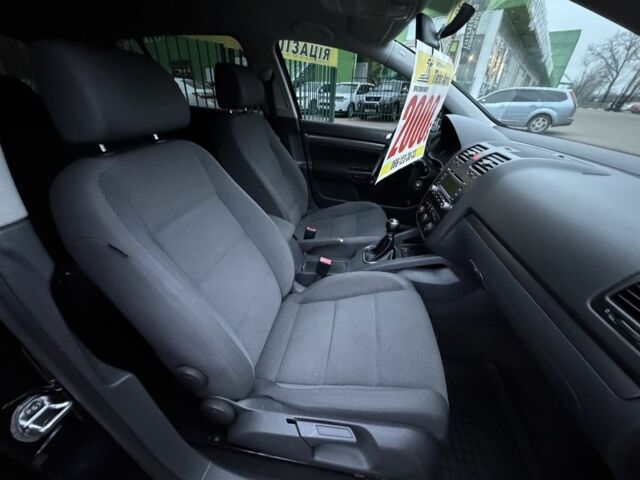 Черный Фольксваген Гольф, объемом двигателя 1.4 л и пробегом 264 тыс. км за 5500 $, фото 13 на Automoto.ua