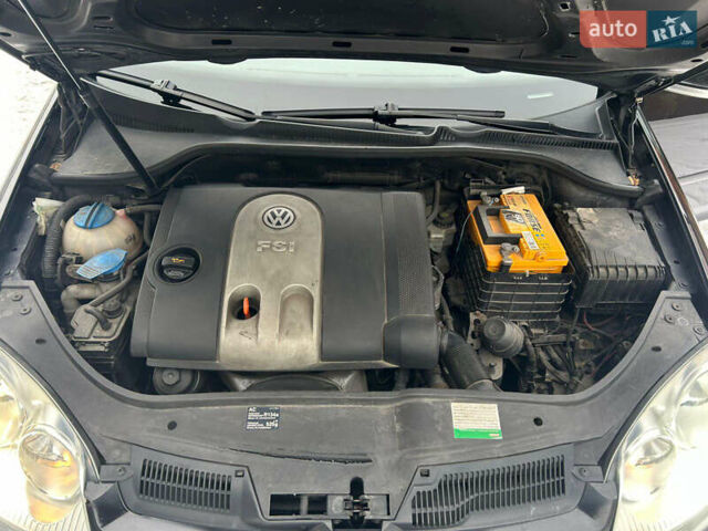 Черный Фольксваген Гольф, объемом двигателя 1.6 л и пробегом 252 тыс. км за 6500 $, фото 13 на Automoto.ua
