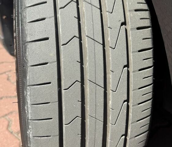 Чорний Фольксваген Гольф, об'ємом двигуна 1.4 л та пробігом 195 тис. км за 4600 $, фото 5 на Automoto.ua