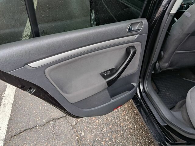 Чорний Фольксваген Гольф, об'ємом двигуна 0 л та пробігом 215 тис. км за 6000 $, фото 20 на Automoto.ua