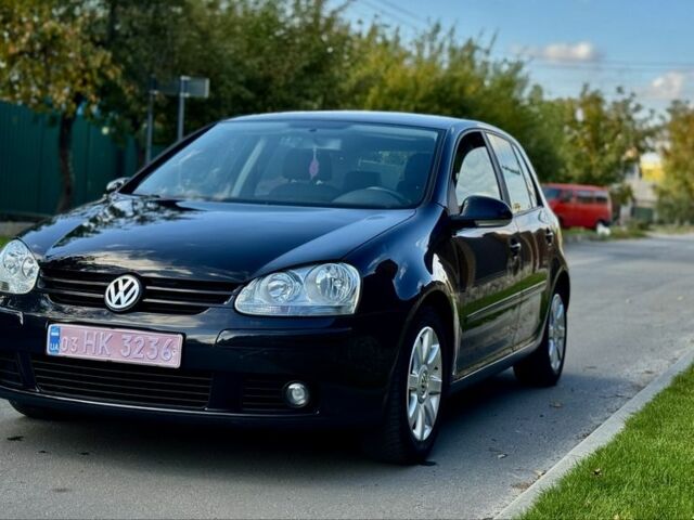 Черный Фольксваген Гольф, объемом двигателя 1.6 л и пробегом 215 тыс. км за 6500 $, фото 1 на Automoto.ua
